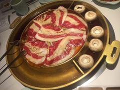 澳洲进口牛五花-猪啊牛呀羊啊铜盘烤肉(正大广场店)