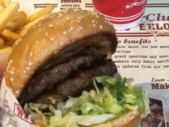 -The Habit Burger Grill 哈比特汉堡(复兴soho店)