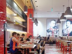 -城市大道红炉披萨烘焙坊