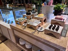 -大中华希尔顿酒店-念自助餐·嗨啤·小龙虾