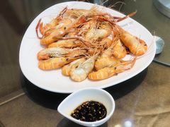 -亚洲国际大酒店·云顶阁旋转自助餐厅