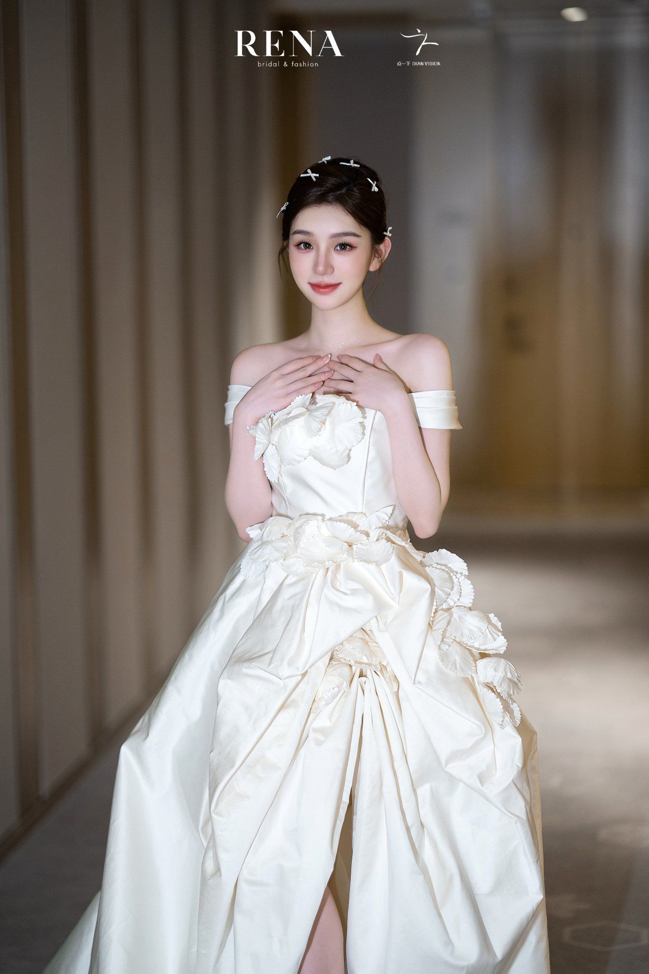 明星赵露思同款婚纱