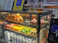 面包甜点陈列柜-百分茶(九洲新世界店)