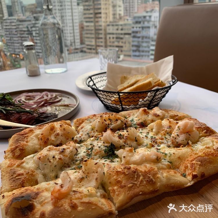 今日去咗新世紀食呢間意大利餐廳,環境非常之舒服
