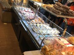 面包甜点陈列柜-85度C(江阴青果店)