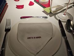 -弦月窗LUNETTE BY AMANDA(复兴路店)