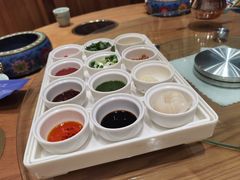 -额尔敦传统涮.冰煮羊火锅(乌兰察布体育场店)