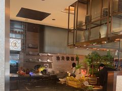 -东方红海鲜百汇(国际大厦店)