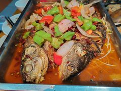 -二钳洞庭虾蟹·江湖菜(成都鹭岛店)