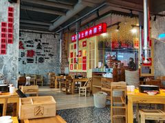 大堂-么肆烤肉·中式自助·烤肉大排档(街道口季佳PAI店)