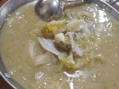 酸菜汆白肉-蚝情烤翅(七星园店)