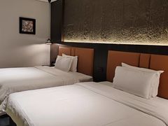 -万泊酒店(长沙五一广场国金中心店)