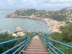 -那琴半岛地质海洋公园