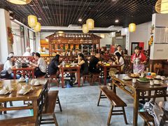 大堂-黄桷树曹家私房菜(江与城店)
