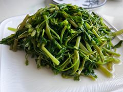 -七的湖·晚芳亭·阳澄湖农家菜·大闸蟹(莲花岛店)