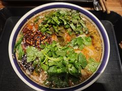 -云阿蛮云南生烫牛肉米线(奉贤路店)