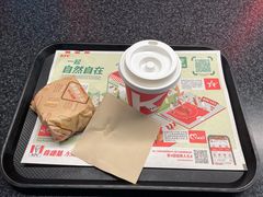 -肯德基(虹桥机场T2北指廊精选外卖点店)