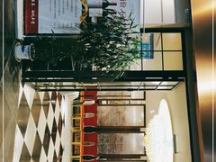 -上海小南国(仲盛世界商城店)