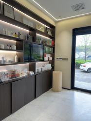 -Yuri尤里高定美肤中心