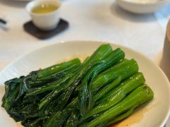 -景月阁空中食府(希尔顿酒店)