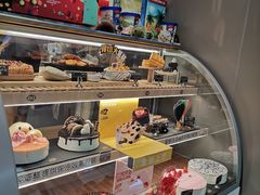 面包甜点陈列柜-DQ·蛋糕·冰淇淋(龙湖狮山天街店)
