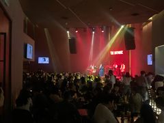 -TZ House音乐现场(来福士中心店)