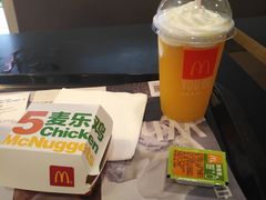 -麦当劳(中二横路店)