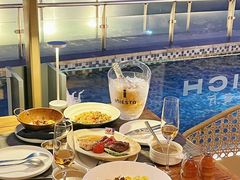 -MONICH牛排融合餐厅(和义大道购物中心店)