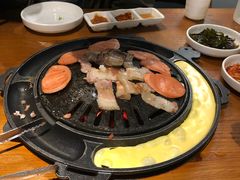 -仨仨米炭火烤肉