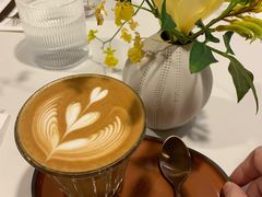 -潮一不贰·法式甜品·生日蛋糕·西式简餐(外滩店)