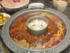 -杨肥肠火锅大排档(火车站花园店)