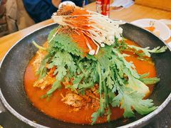 土豆排骨火锅-喇喇排骨火锅·传统韩式脊骨汤(望京西园总店)