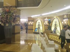 -碧涛阁·泡泡海洋·汤泉洗浴(王府花园店)