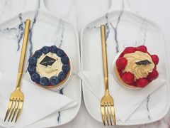 覆盆子蛋糕-UNI UNI(环亚凯瑟琳店)