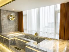 -Ting无边际江景酒店(重庆解放碑云端之眼店)