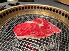 -铭牛烧肉·和牛海鲜自助(高新月牙湖店)