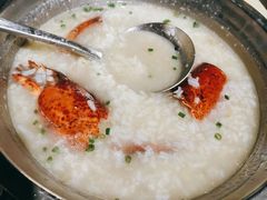 龙虾粥-三亚火车头万人海鲜广场