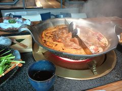 -湊湊火锅·茶憩(南京东路悦荟店)