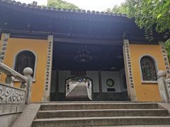 -灵岩山风景区