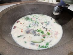 鲜潭蒸汽石锅江团鱼-鲜潭蒸汽石锅鱼(五道口购物中心店)