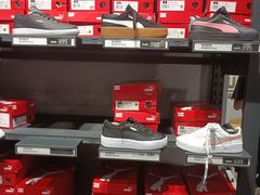 -PUMA品牌自营折扣店(百联奥特莱斯店)