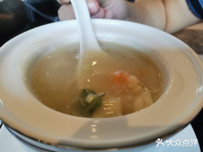 名佳荟鱼茸海鲜羹图片