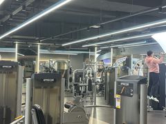 -超鹿运动(五四路恒力城店)