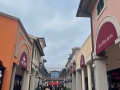 -佛罗伦萨小镇广佛名品奥特莱斯(疏港路店)