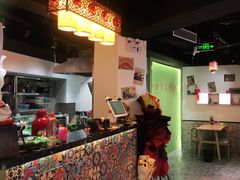 -老街称盘麻辣烫(印象城店)