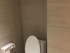 -全季酒店(上海金桥路地铁站店)