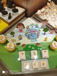 -六福珠寶(巴黎春天五角场店)