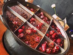 -白乐天毛肚火锅馆(南滨路店)
