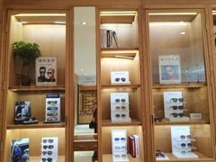-宝丽眼镜(湖墅店)