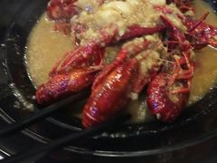 -虾弄弄海派小龙虾·牛羊蝎子火锅